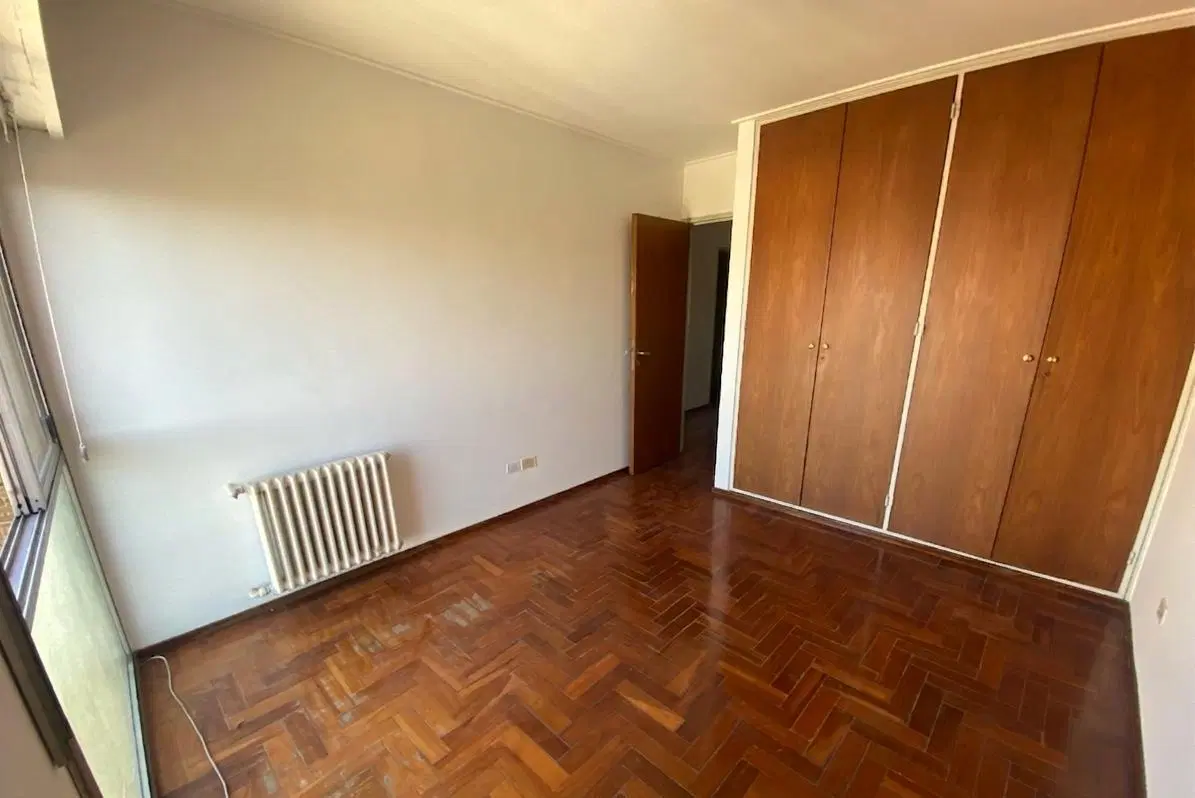 Enorme y piso alto en la Av. más emblemática de Córdoba 3