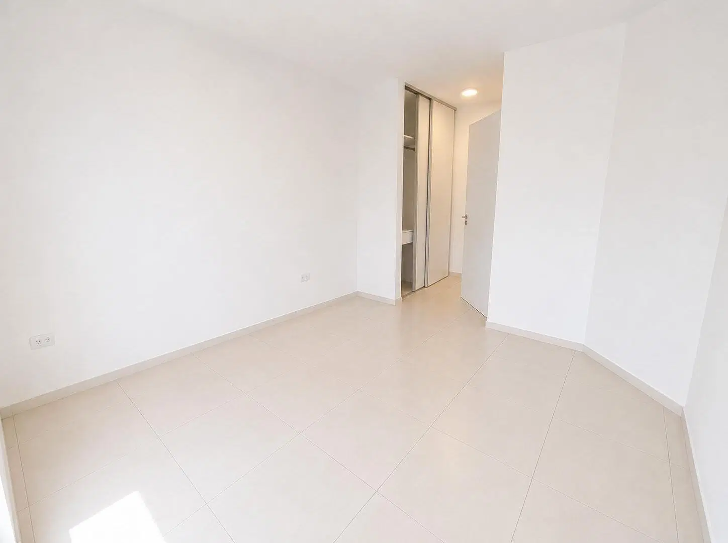 Alquiler de dpto de categoría, gran ubicación y todos los amenities 4