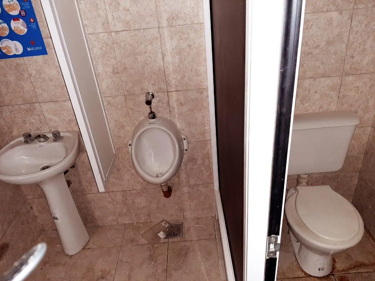 Local en Alquiler sobre Bv. San Juan | Esquina Estratégica y Máxima Visibilidad Comercial 4