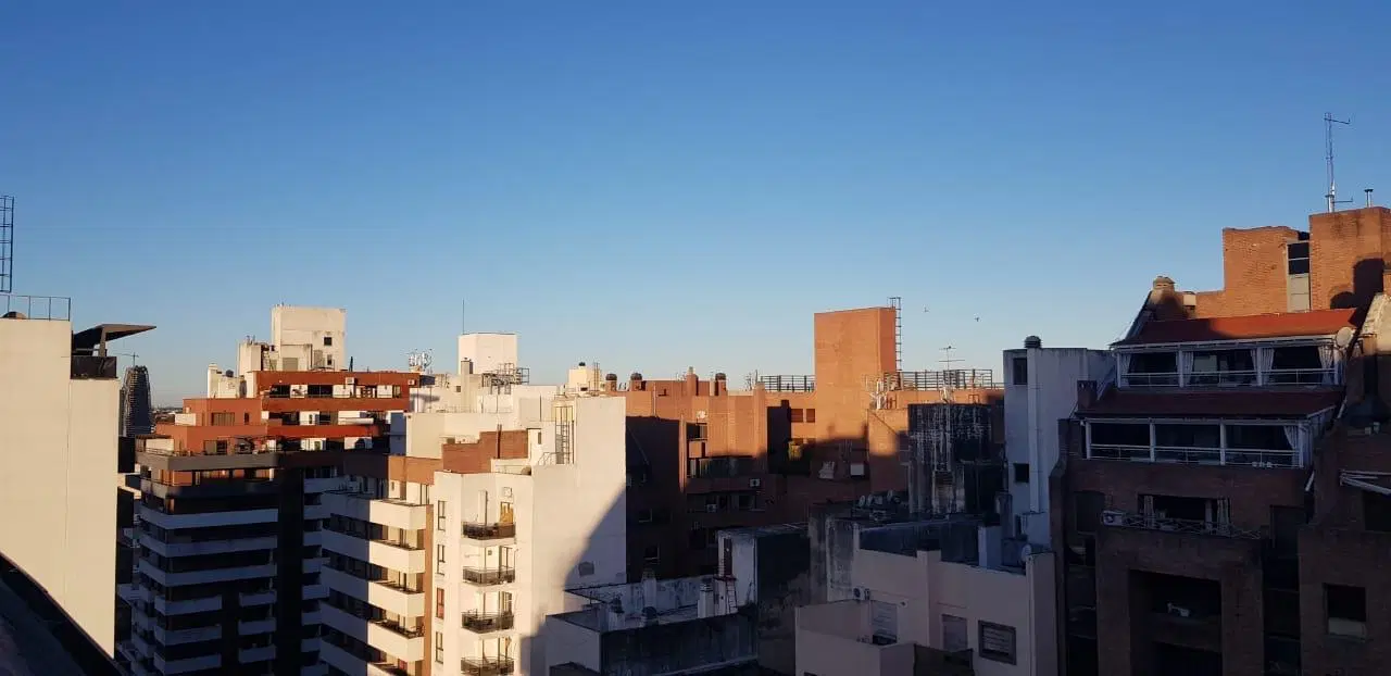 Temporal dpto dúplex último piso a metros de calle Rondeau 8