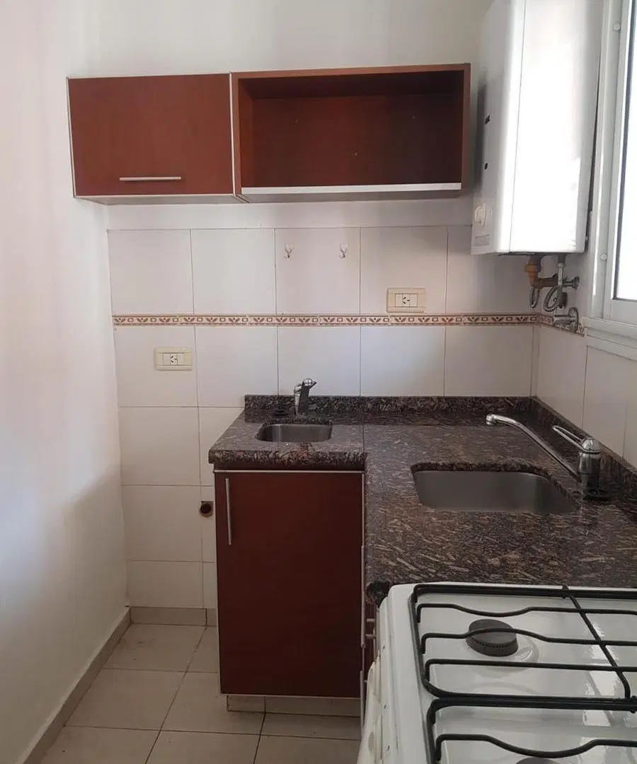 Excelente ubicación transitada, segura y comercial 1