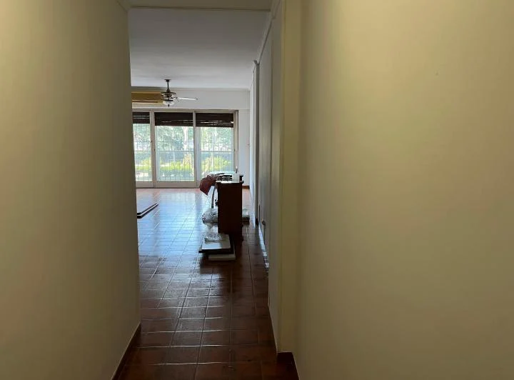 Departamento 4 ambientes Torre Ocantos Centro Monte Grande 5