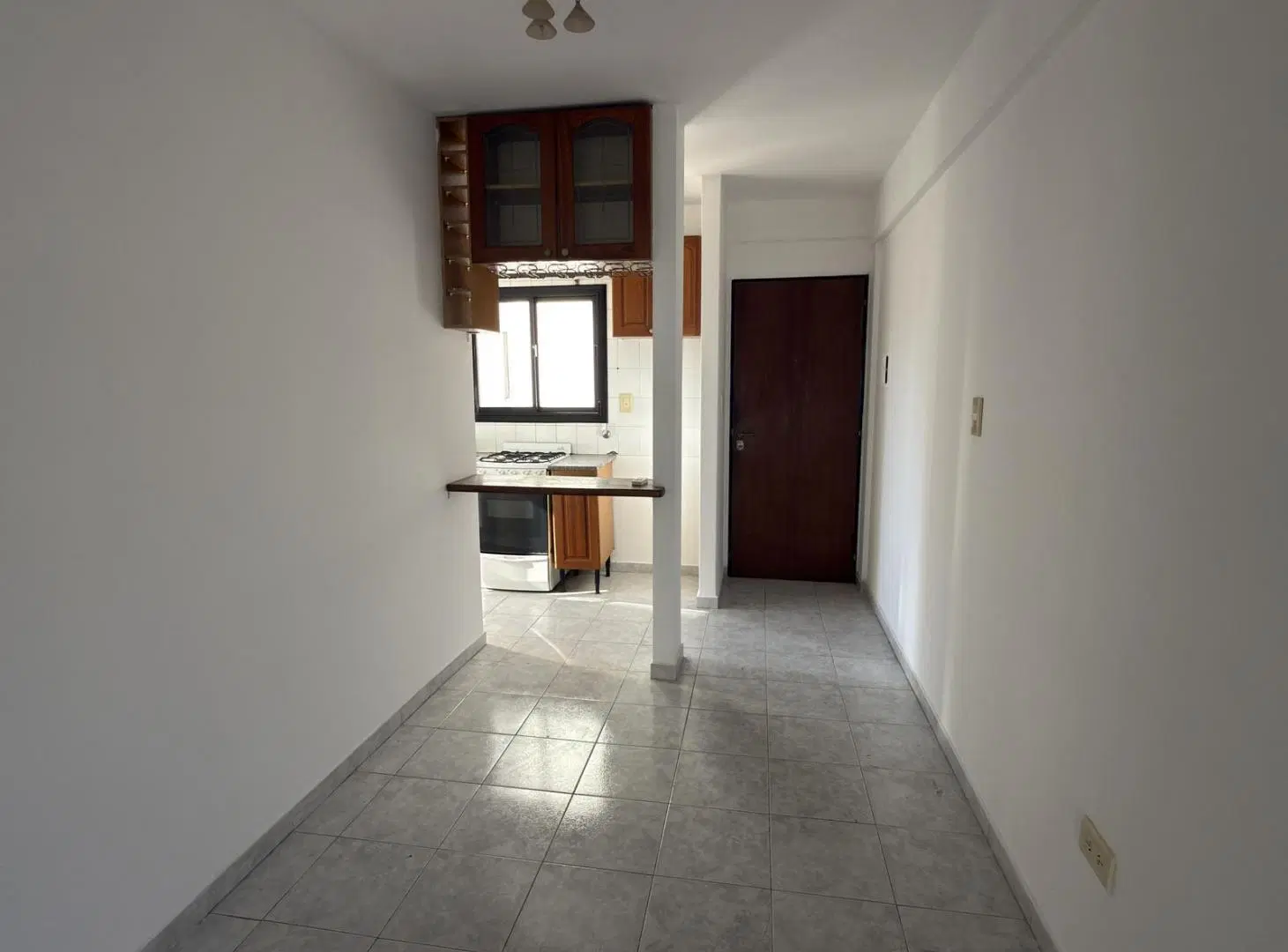 Departamento dos dormitorios con balcón 4