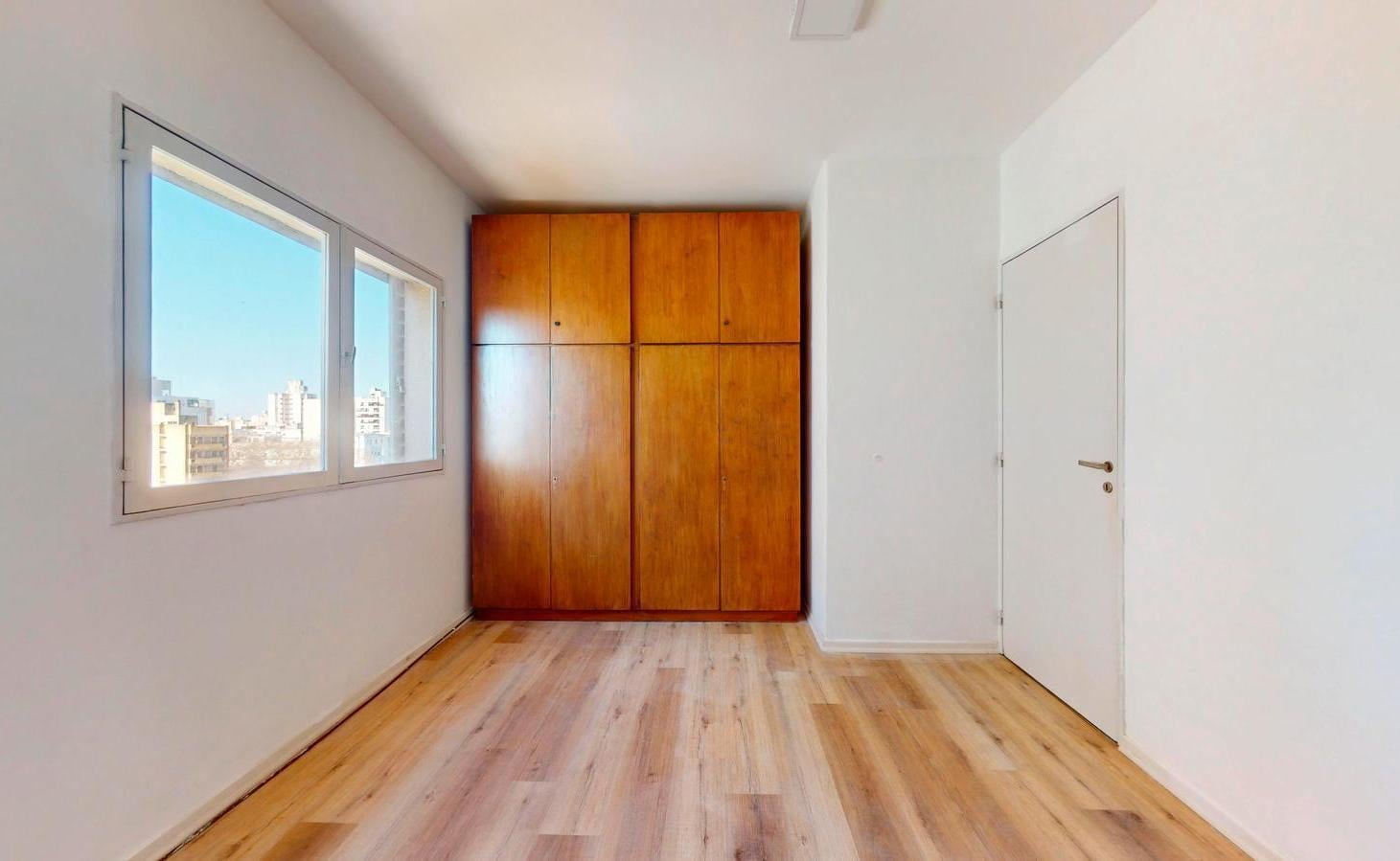 Foto de 55 entre 8 y 9 - Departamento de tres dormitorios, imagen 2
