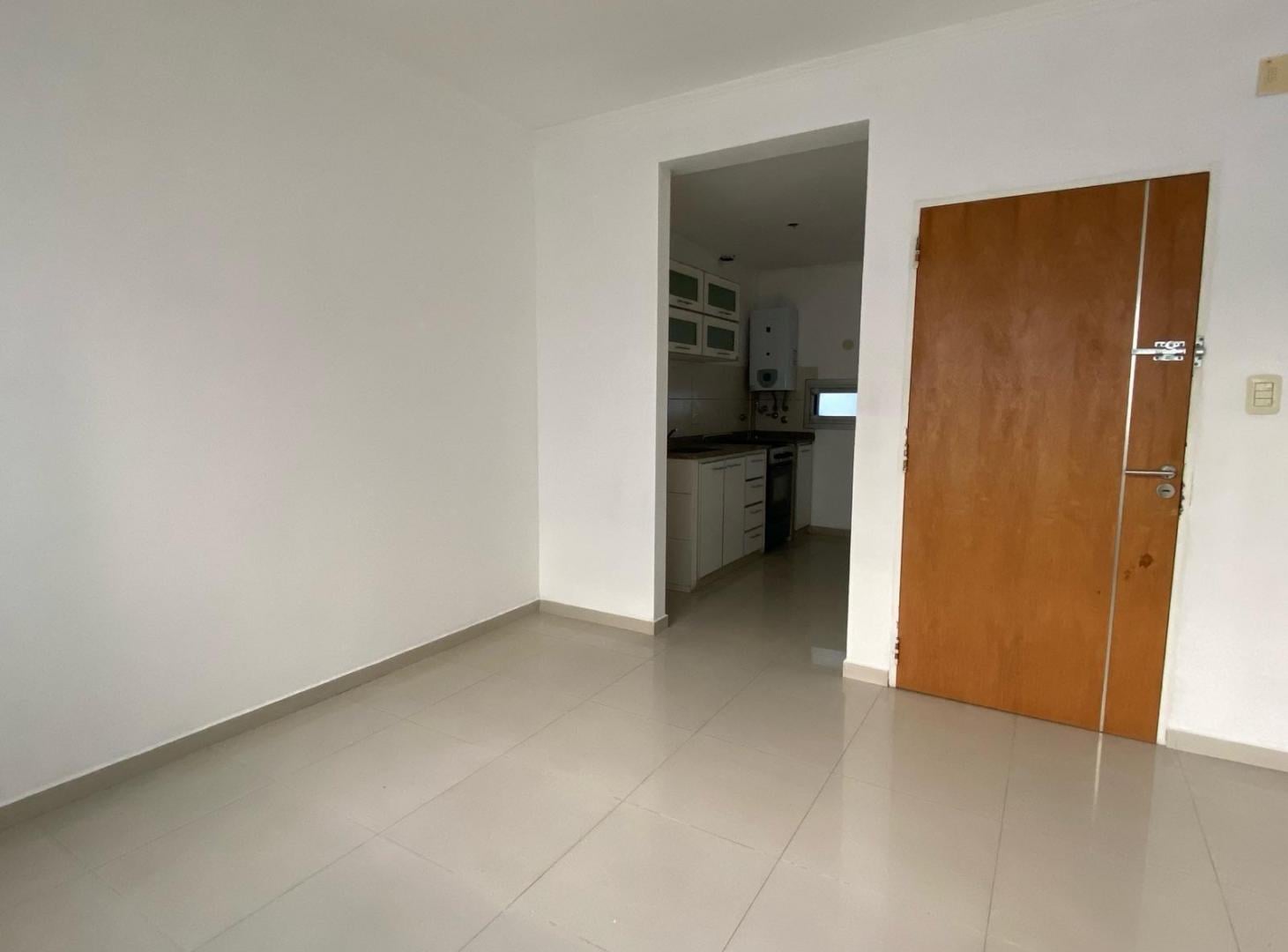 Foto de 35 12 y 13 - Departamento de un dormitorio al contrafrente, imagen 5