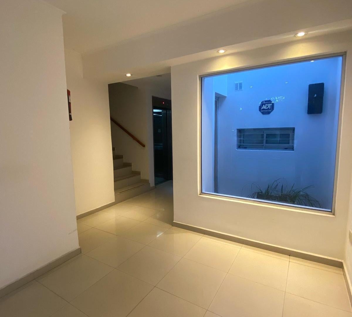 Foto de 35 12 y 13 - Departamento de un dormitorio al contrafrente, imagen 3