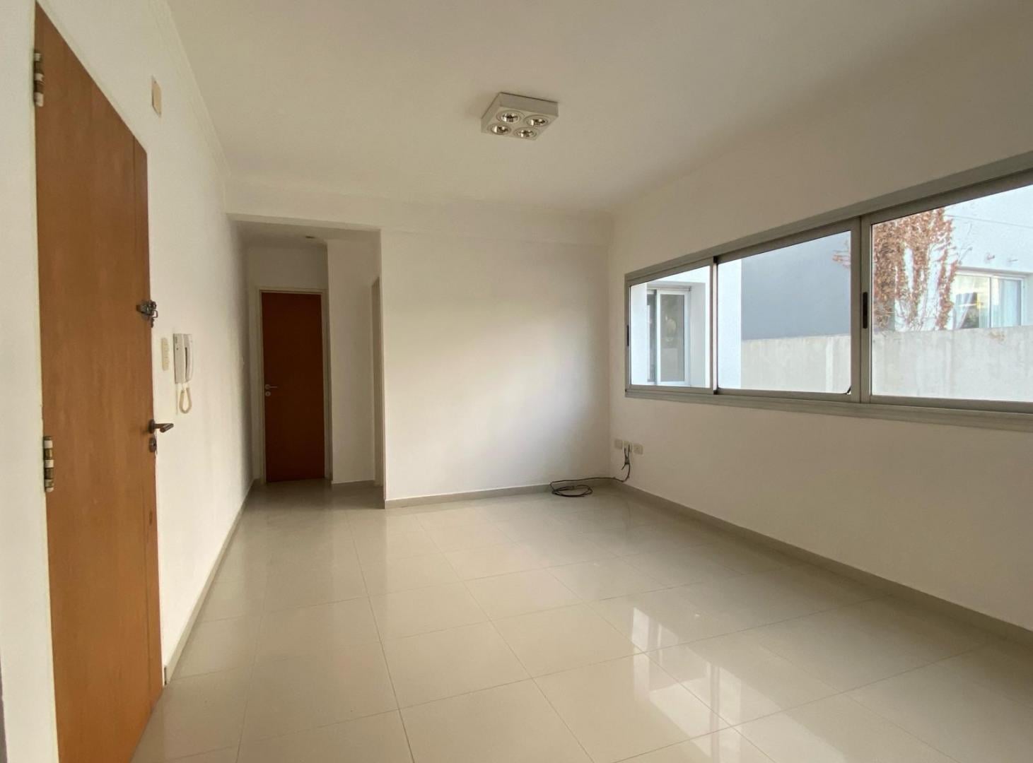 Foto de 35 12 y 13 - Departamento de un dormitorio al contrafrente, imagen 2