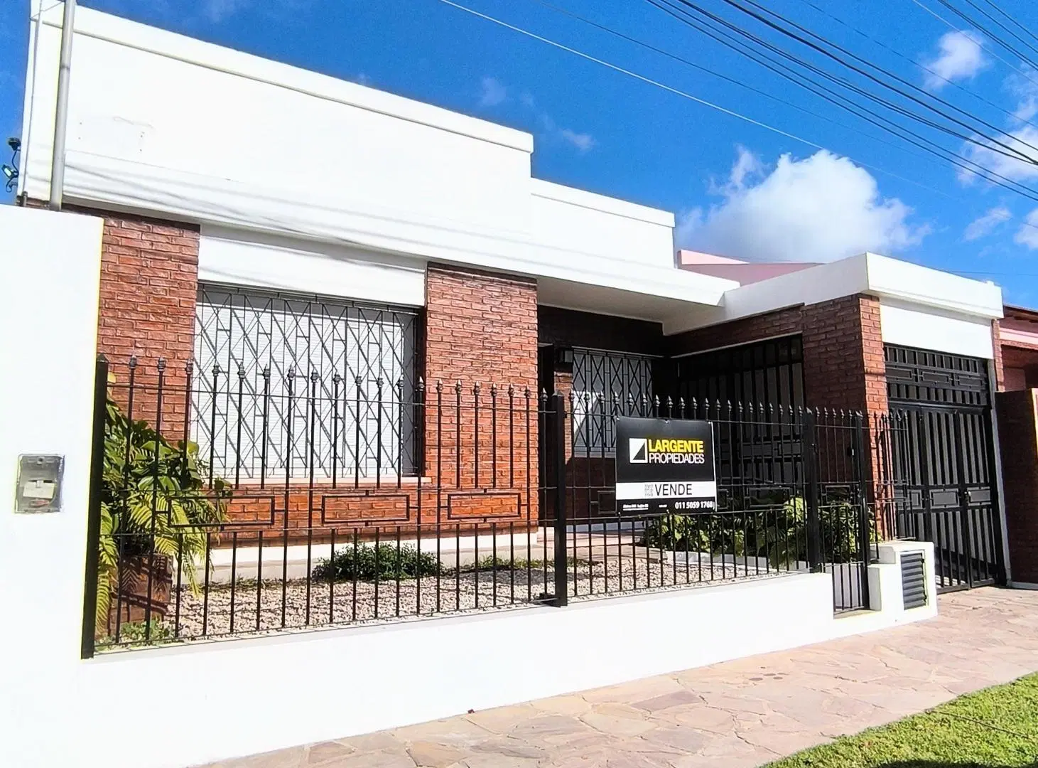 Excelente Casa Céntrica en Luján Ituzaingó al 1500 1