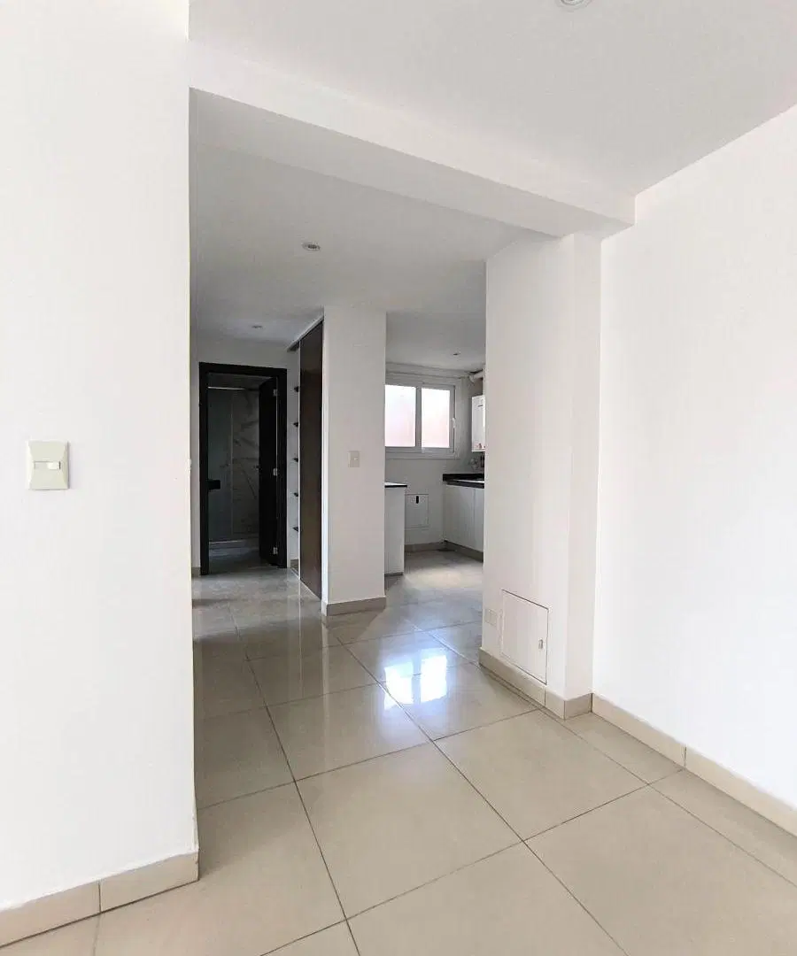 Excelente Departamento Céntrico con 2 dormitorios en Venta en Luján 3