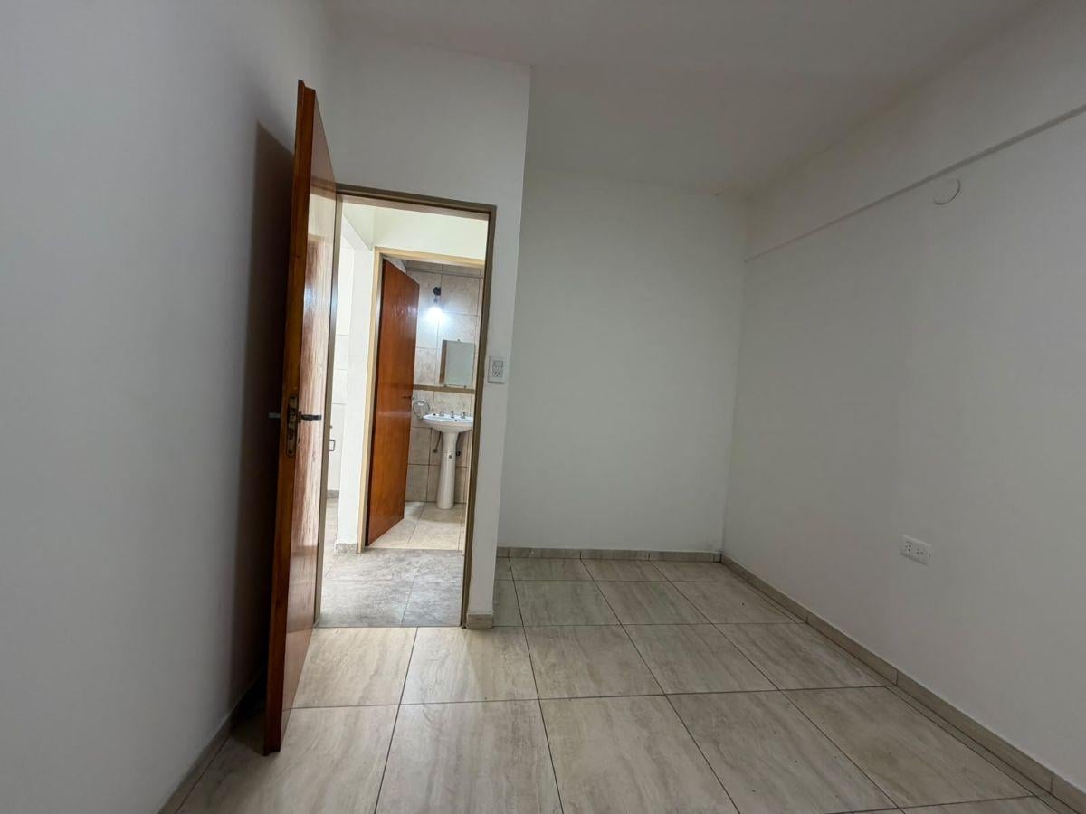 Foto de Departamento 2 Ambientes zona Aeropuerto, imagen 5