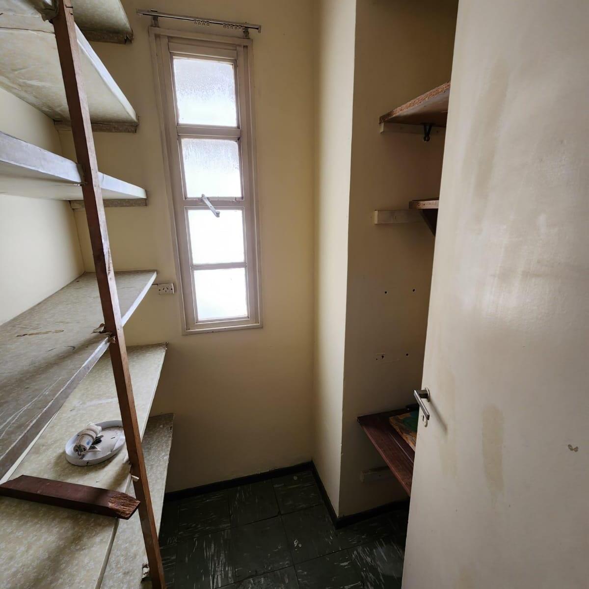 Depto en Venta 4 Dorm C/cochera Laprida 451 5