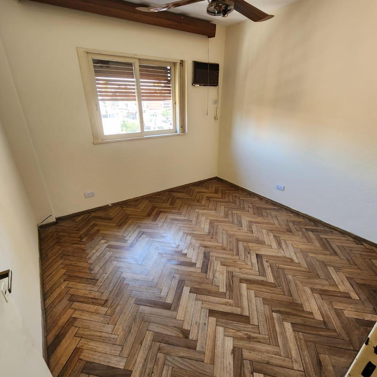 Depto en Venta 4 Dorm C/cochera Laprida 451 1
