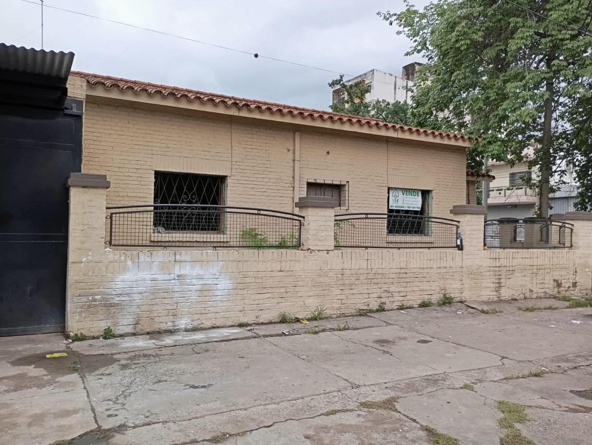 Casa en Venta Pellegrini y Lavalle 2