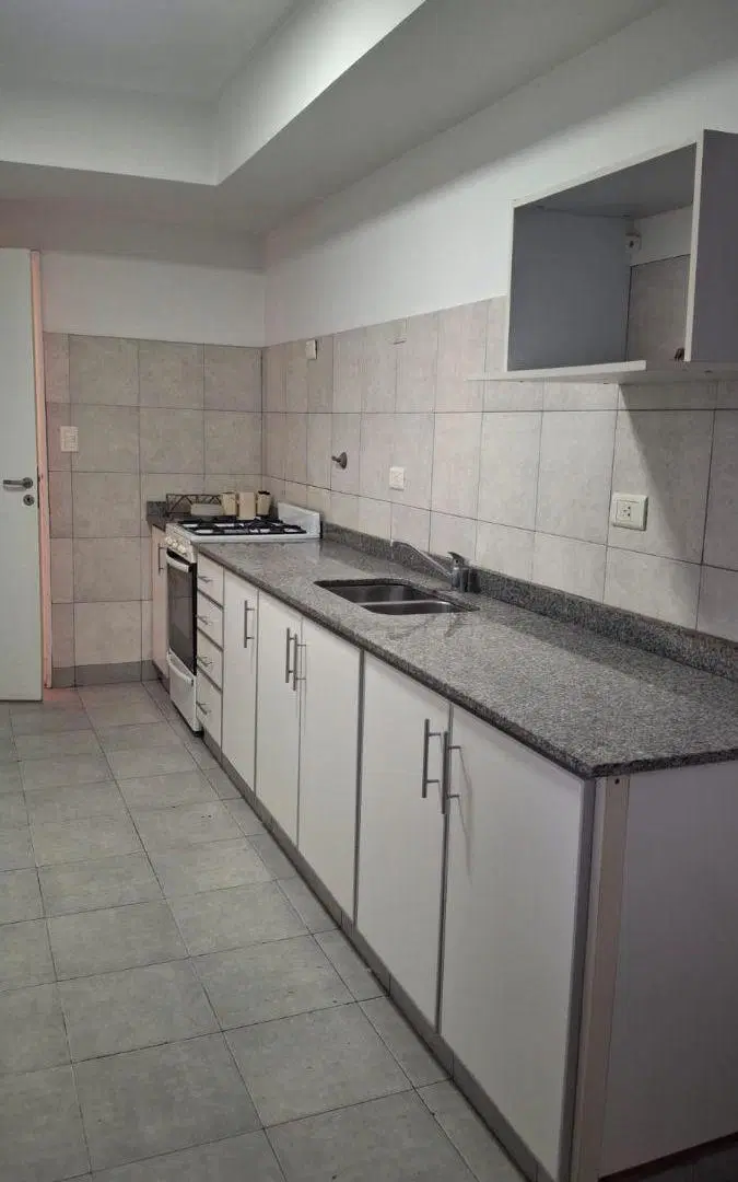 ALQUILER DPTO 2 DORM C/ DEP y COCHERA B°NORTE 4