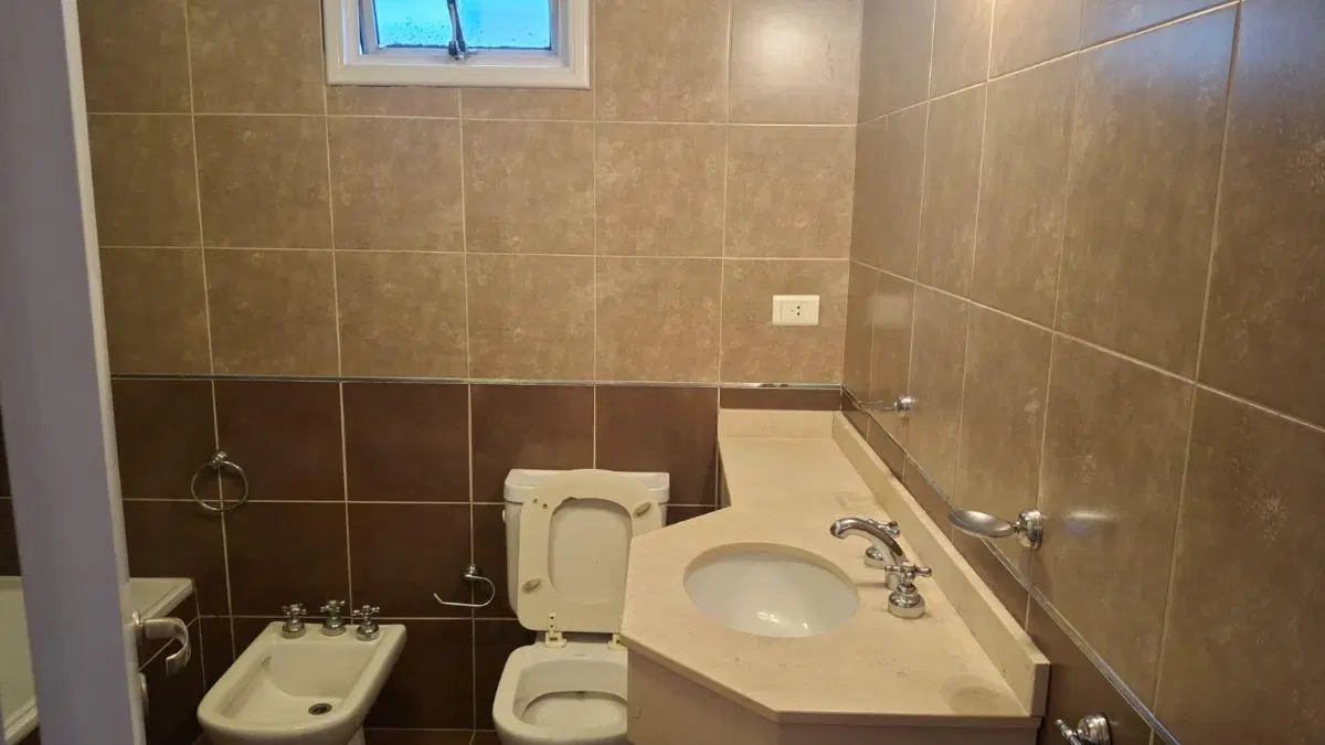 ALQUILER DPTO 2 DORM C/ DEP y COCHERA B°NORTE 5