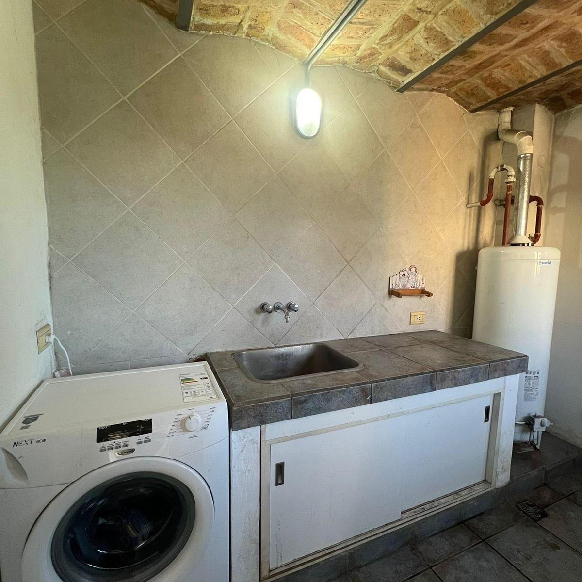 Triplex en Venta Seis Ambientes en Villa Lugano 3