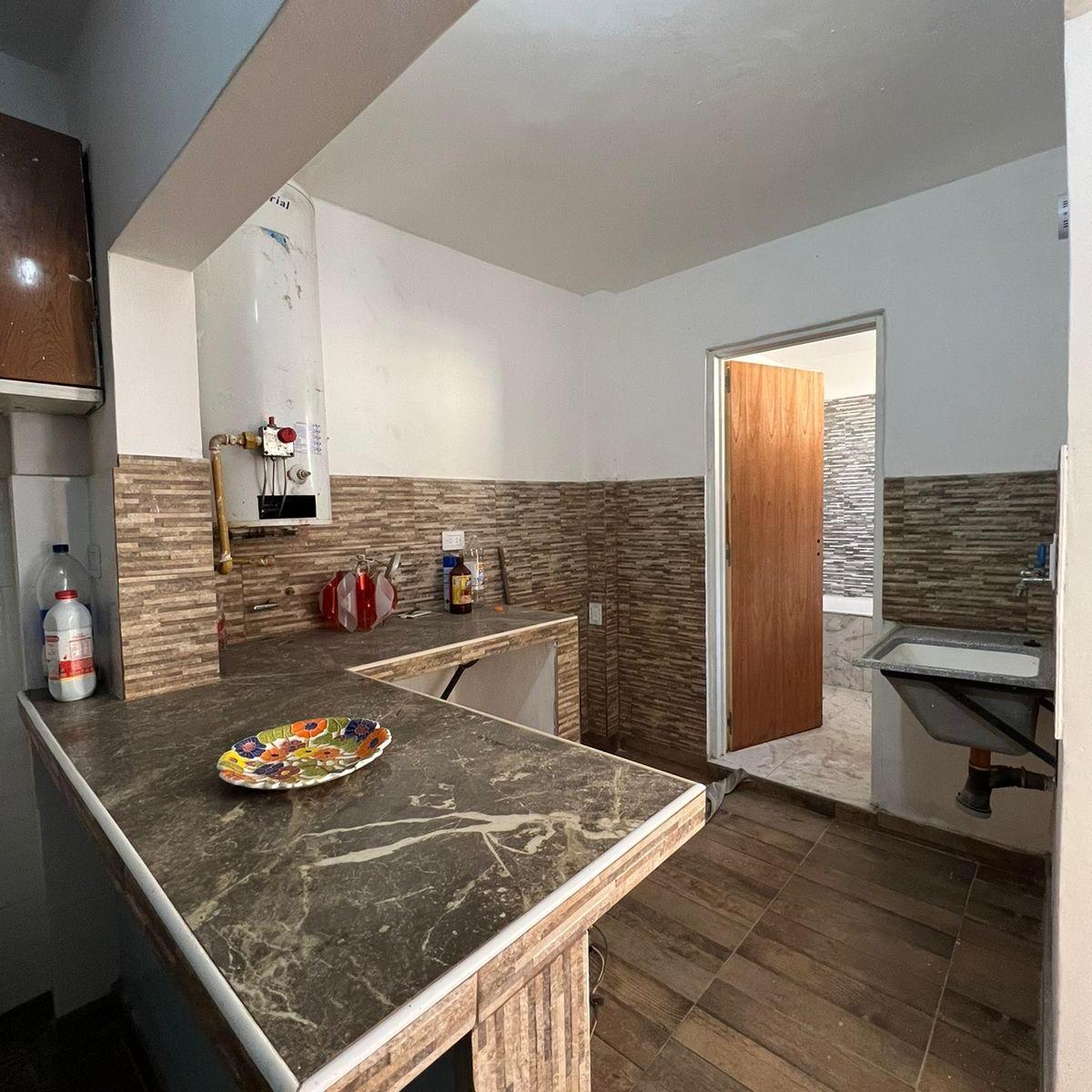 Casa en Venta Siete Ambientes en Villa Lugano 2