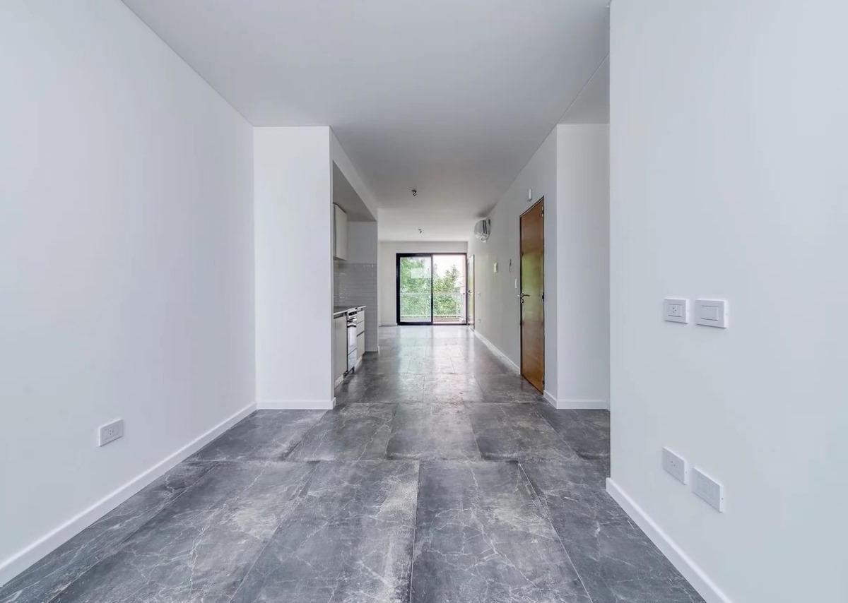 Foto de Departamento un ambiente DIVIDIDO en Villa Luro sobre Ramon Falcon, imagen 3