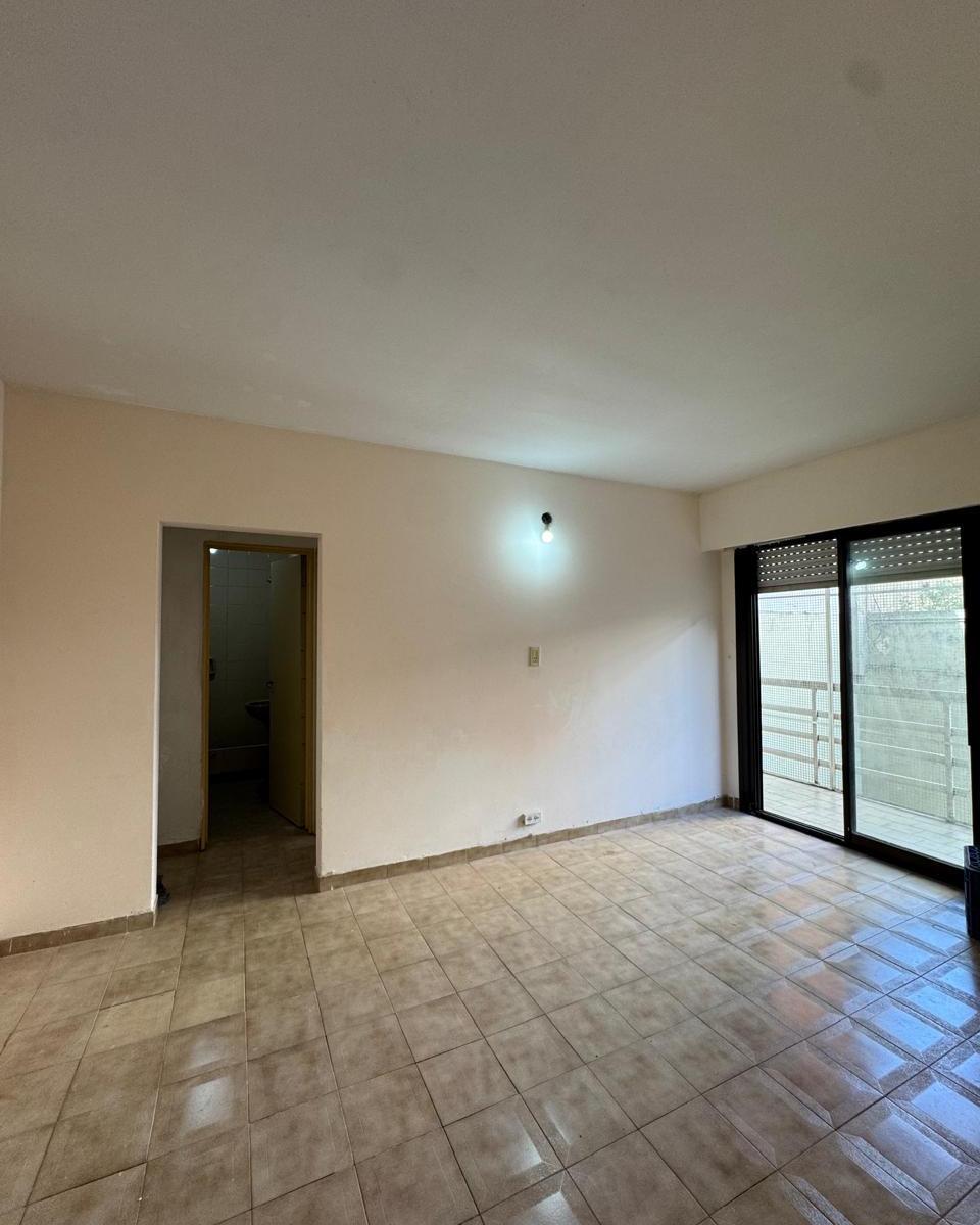 Foto de DEPARTAMENTO EN VENTA DOS AMBIENTES EN BALVANERA, imagen 2