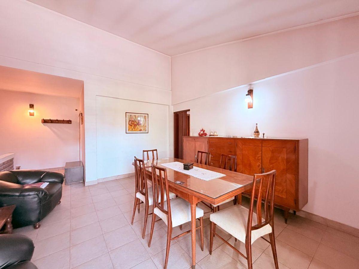 PH en venta de seis ambientes en Villa Lugano con terraza y balcón