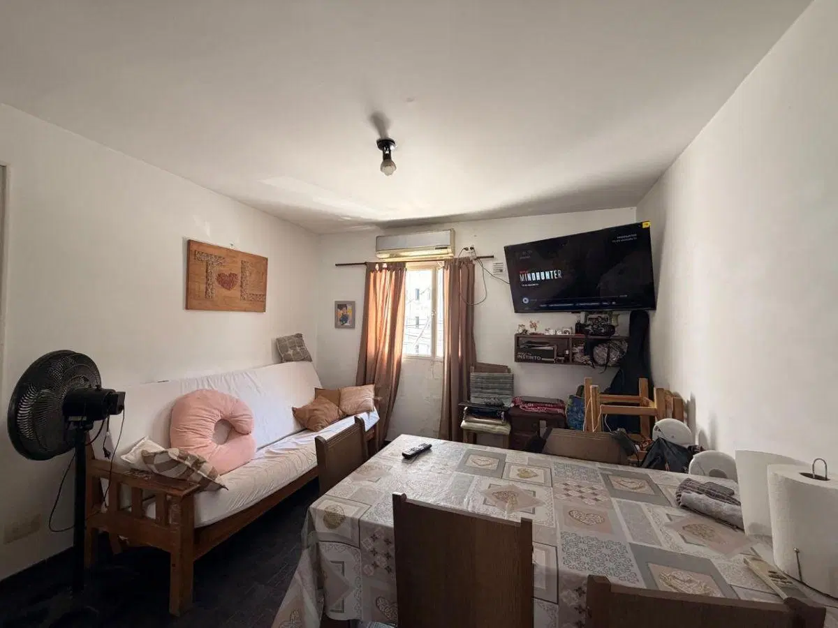 Departamento en venta en Villa Lugano B° Piedrabuena escalera 48 4