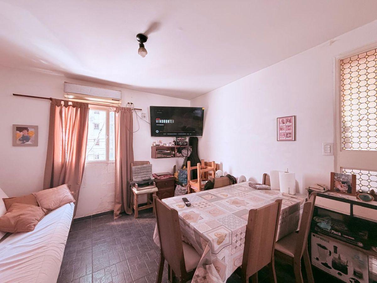 Departamento en venta en Villa Lugano B° Piedrabuena escalera 48