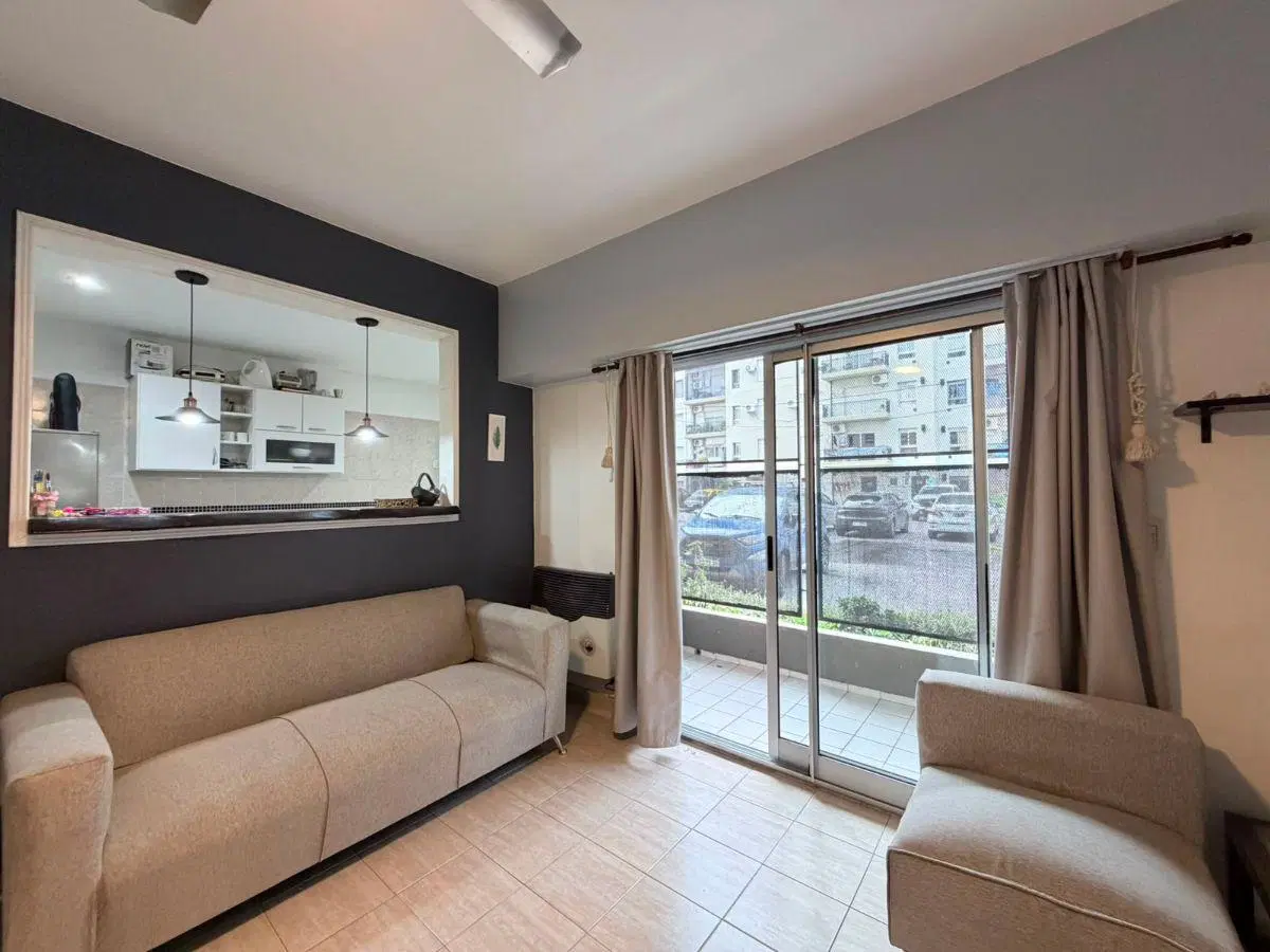 DEPARTAMENTO DE TRES AMBIENTES EN PLANTA BAJA BARRIO NUEVO PARQUE AVELLANEDA 1