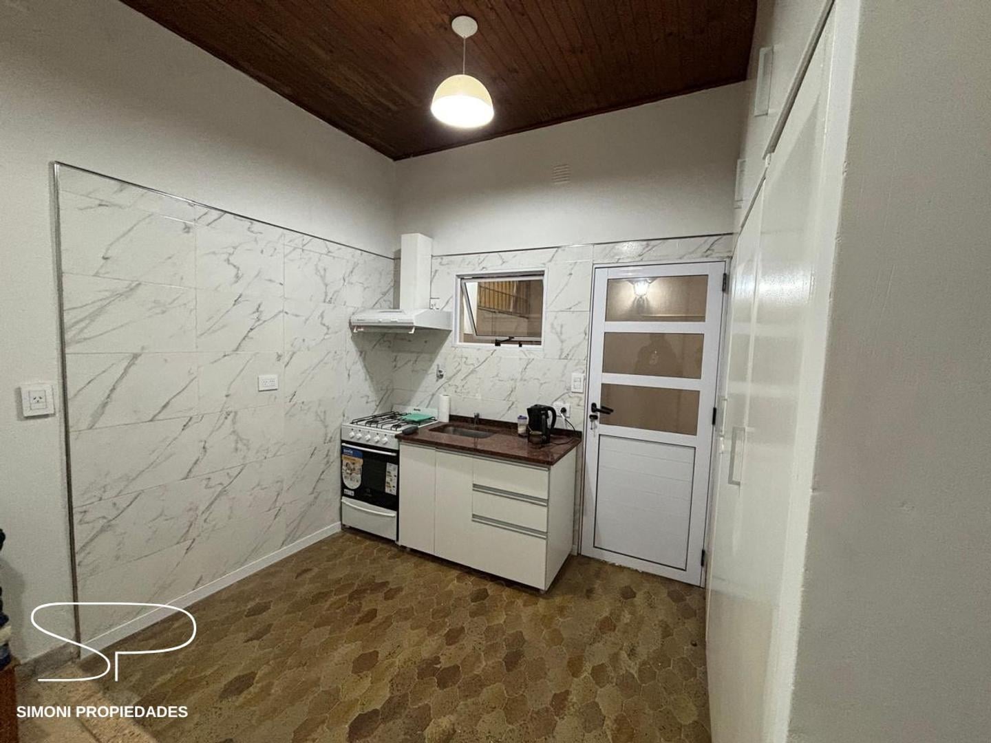 Foto de PH 2 ambientes amplios con patio, imagen 5