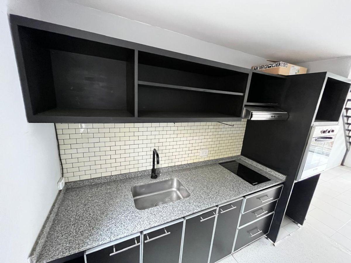 Foto de Departamento tipo duplex en castelar centro, con terraza, imagen 1