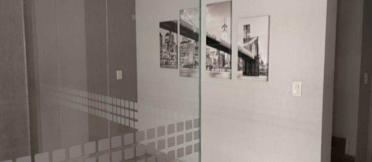 Foto de monoambiente con dormitorio en castelar centro alquiler apto vivienda o, imagen 2