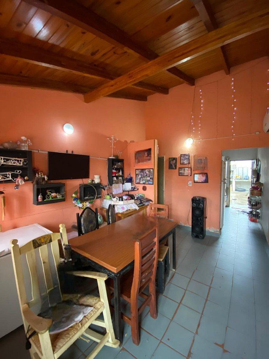 Venta Casa 2 Dormis + Monoambiente en San Nicolas 1