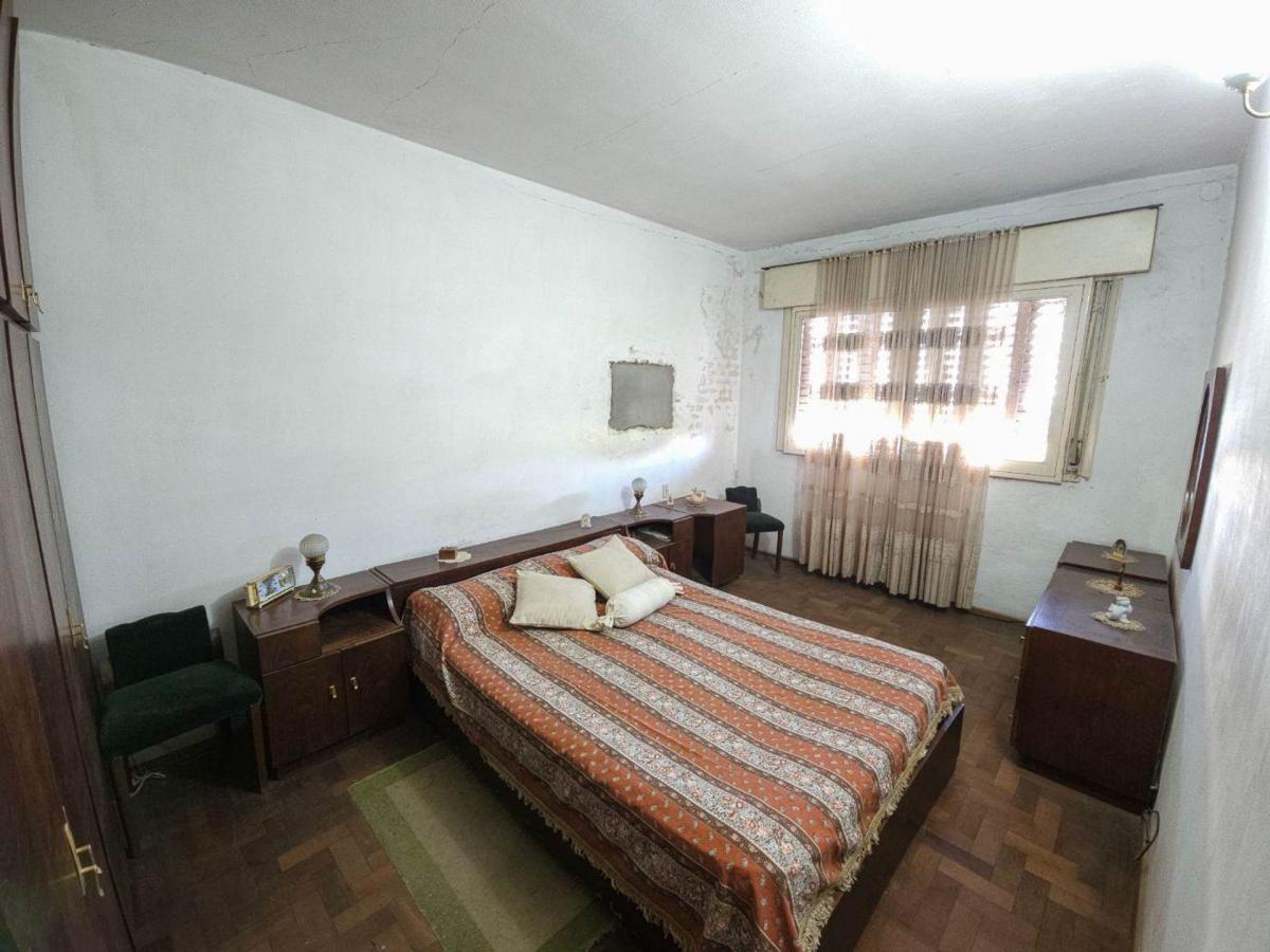 Venta 2 Casas en 1 y Local. Ideal Inversión. 4