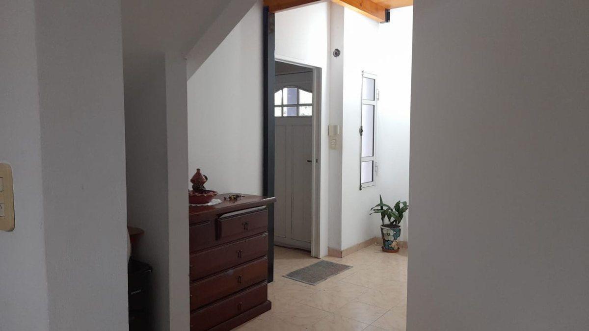 Casa 3 Dorm. con Importante Terreno 3
