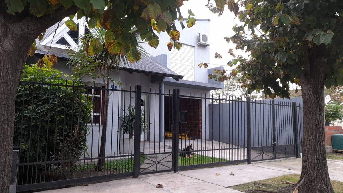 Casa 3 Dorm. con Importante Terreno 1