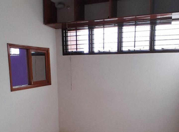 VENTA DE LOCAL COMERCIAL CON COCHERAS EN S NICOLAS 3