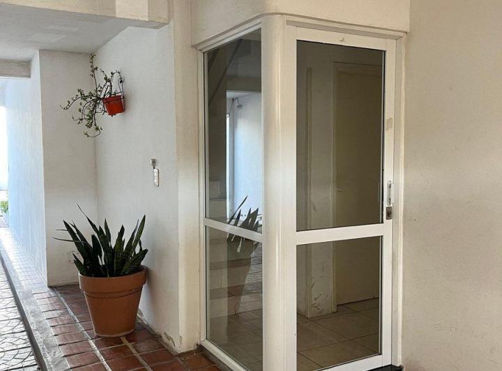 DEPARTAMENTO 2 HAB CON COCHERA- SAN NICOLAS 4