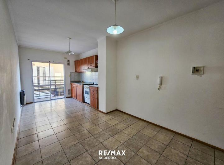 VENTA DEPARTAMENTO CENTRICO 1 DORMI Y COCHERA 2