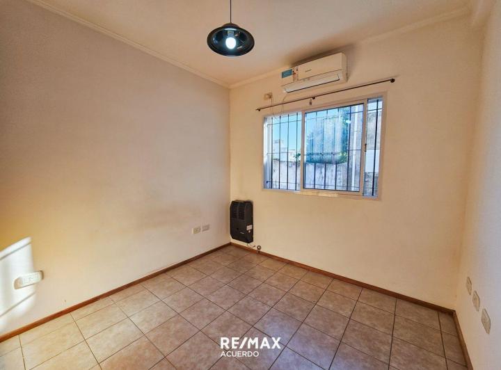 VENTA DEPARTAMENTO CENTRICO 1 DORMI Y COCHERA 3