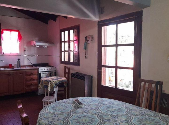 CASA DE DOS PLANTAS CON LOCAL 3
