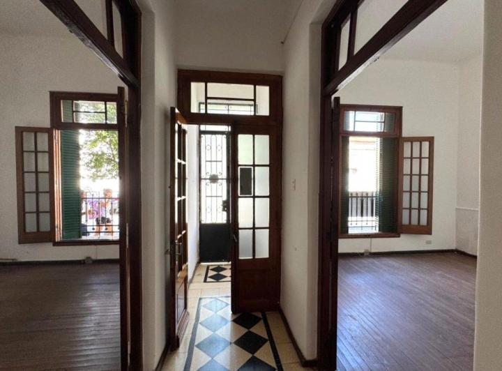 Venta Casa 6 Dorm. San Nicolas centro 3