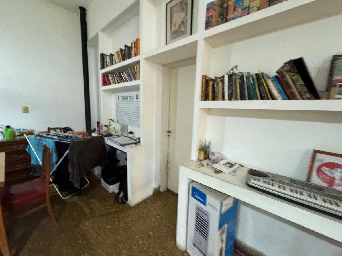 Venta Local con patio, San Nicolás 4