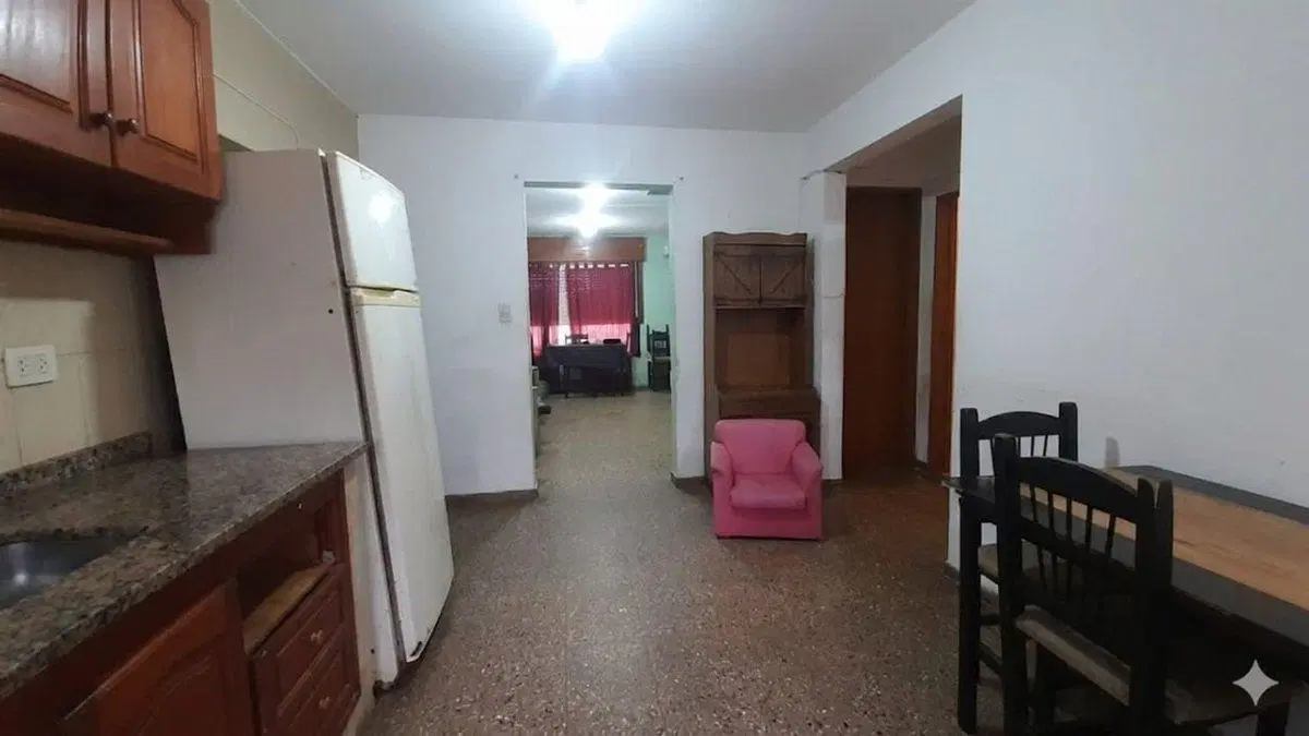 CASA EN VENTA DOS DORMITORIOS 2