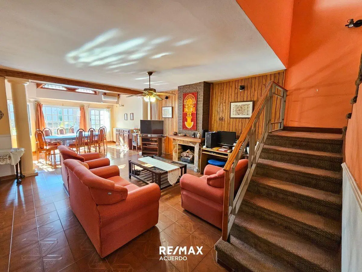 VENTA CASA CENTRICA 3 DORMI, SAN NICOLAS 4