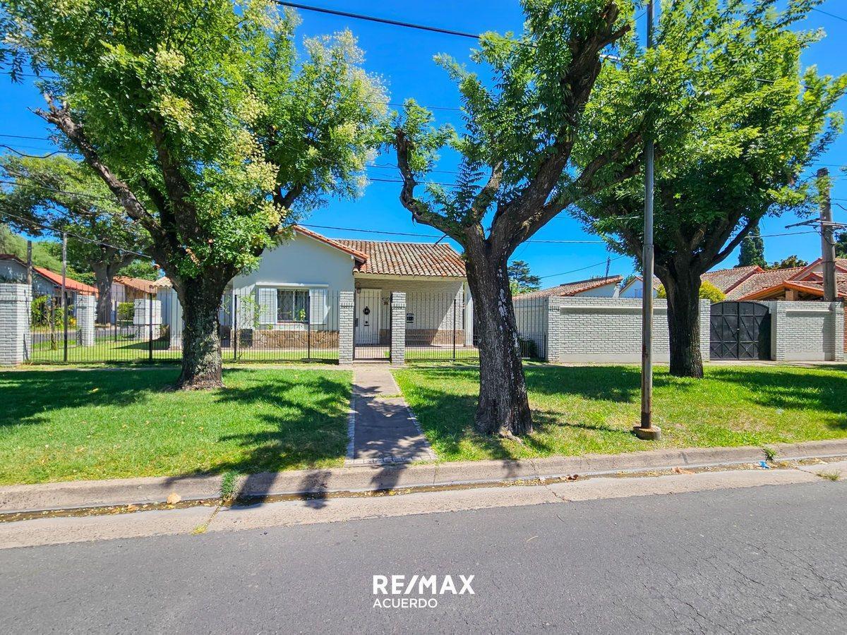 VENTA CASA SOMISA APTA CREDITO, 3 DORM SAN NICOLÁS