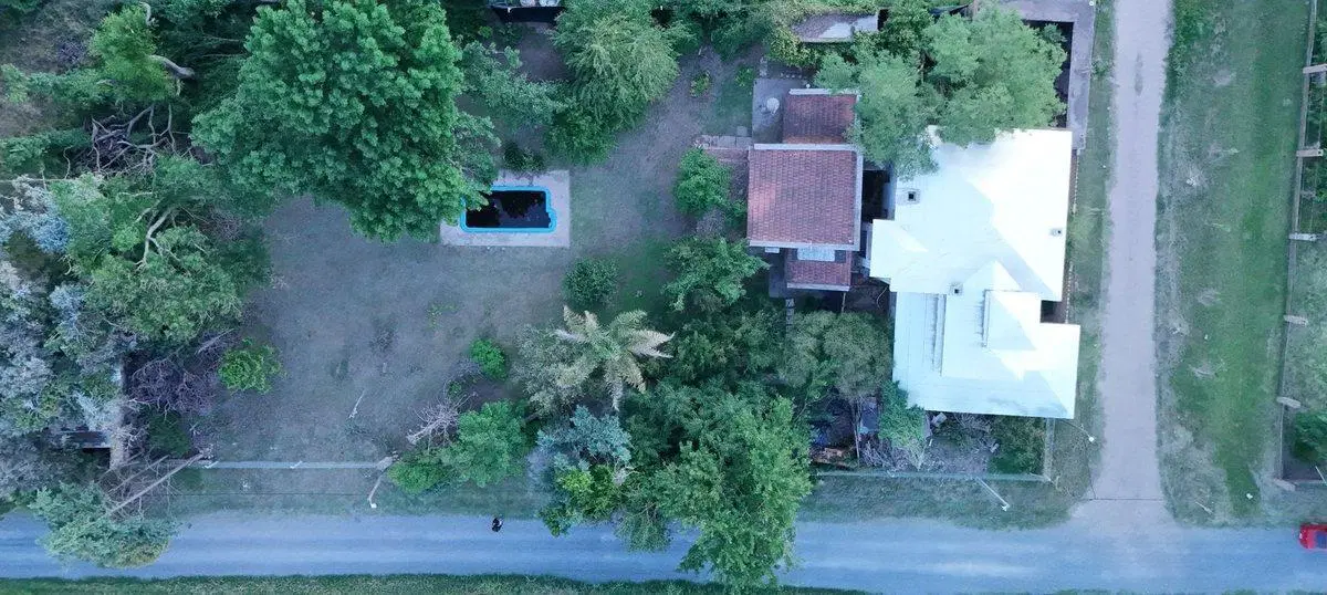 VENTA CASA QUINTA B° CHIMPAY DE 1900 M2 2