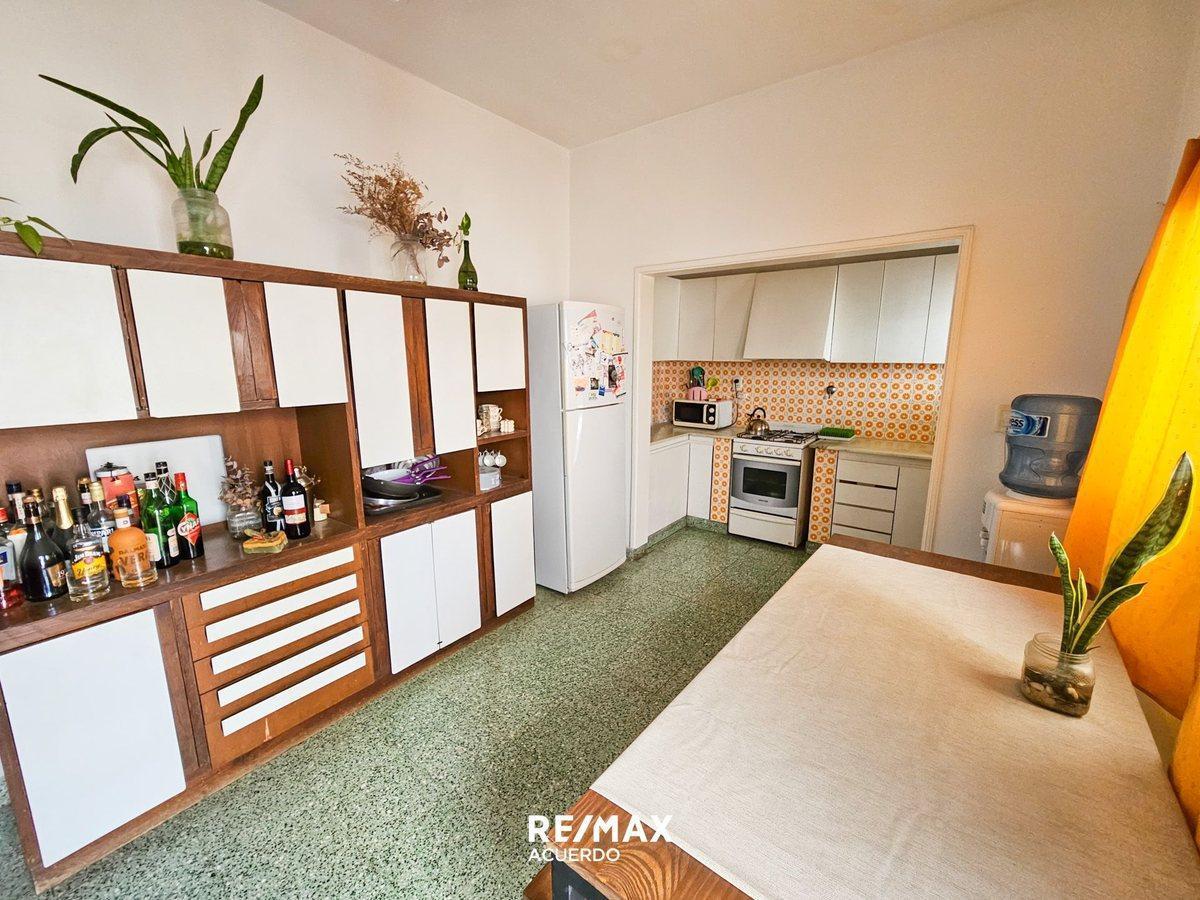 VENTA CASA CENTRICA 2 DORM SAN NICOLAS APTA CRED