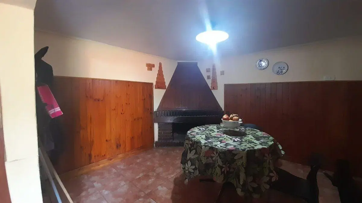 CASA EN VENTA DOS DORMITORIOS EN VILLA GRAL.SAVIO 2