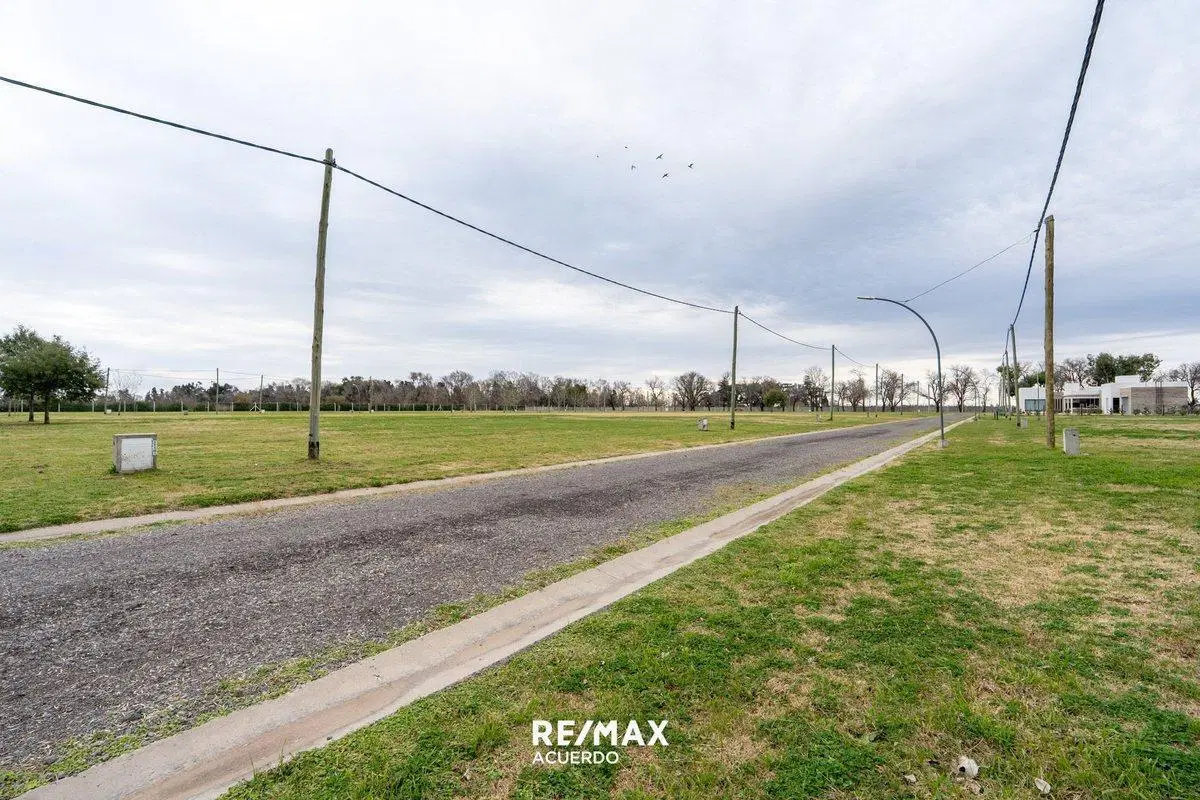 VENTA LOTE NUMERO 80 BARRIO PRIVADO LA FORESTA 3