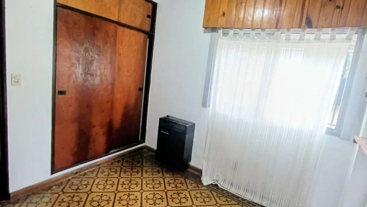 Venta Casa 3 habitaciones 25 de Mayo y Necochea 4