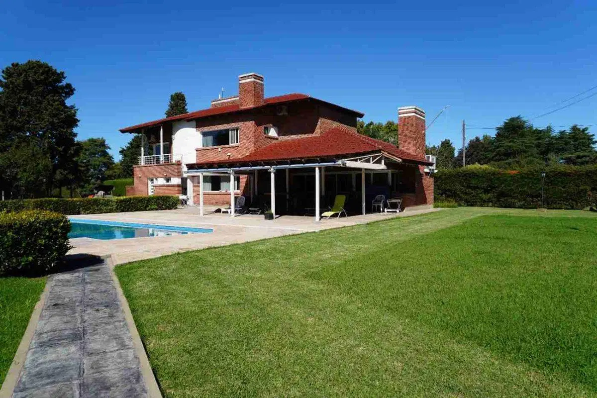 VENTA CASA 5 DORMI SAN NICOLÁS PILETA APTO CREDITO 2